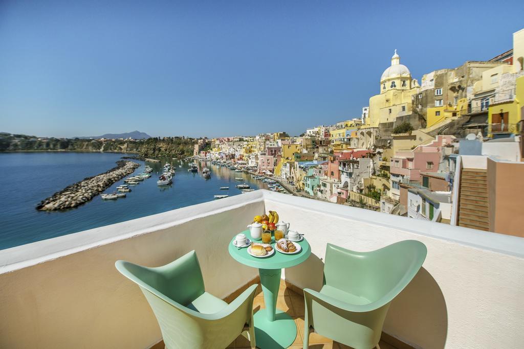 Hotel La Corricella Procida Bilik gambar