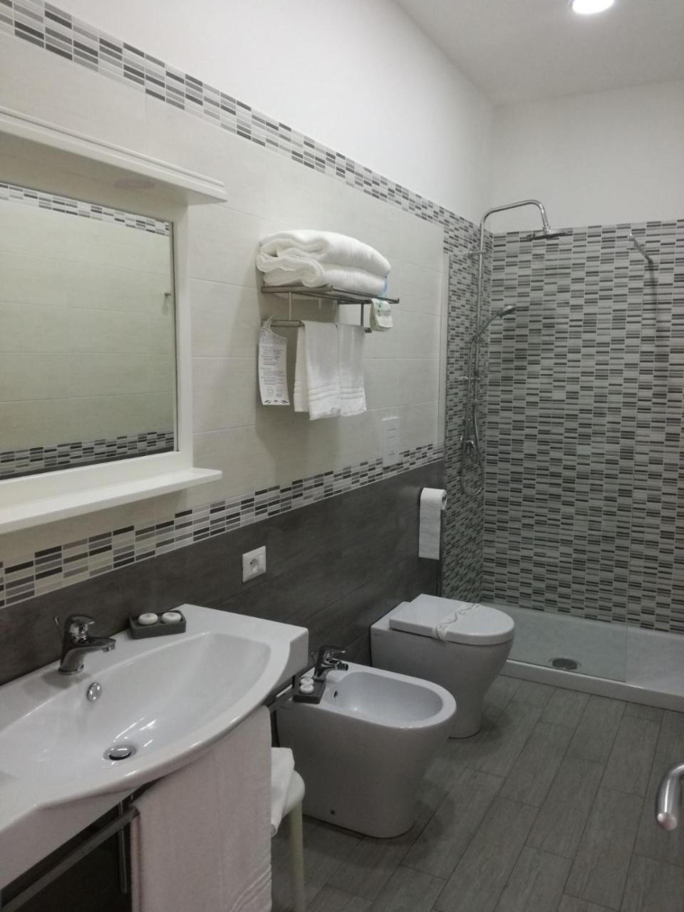 Hotel La Corricella Procida Luaran gambar